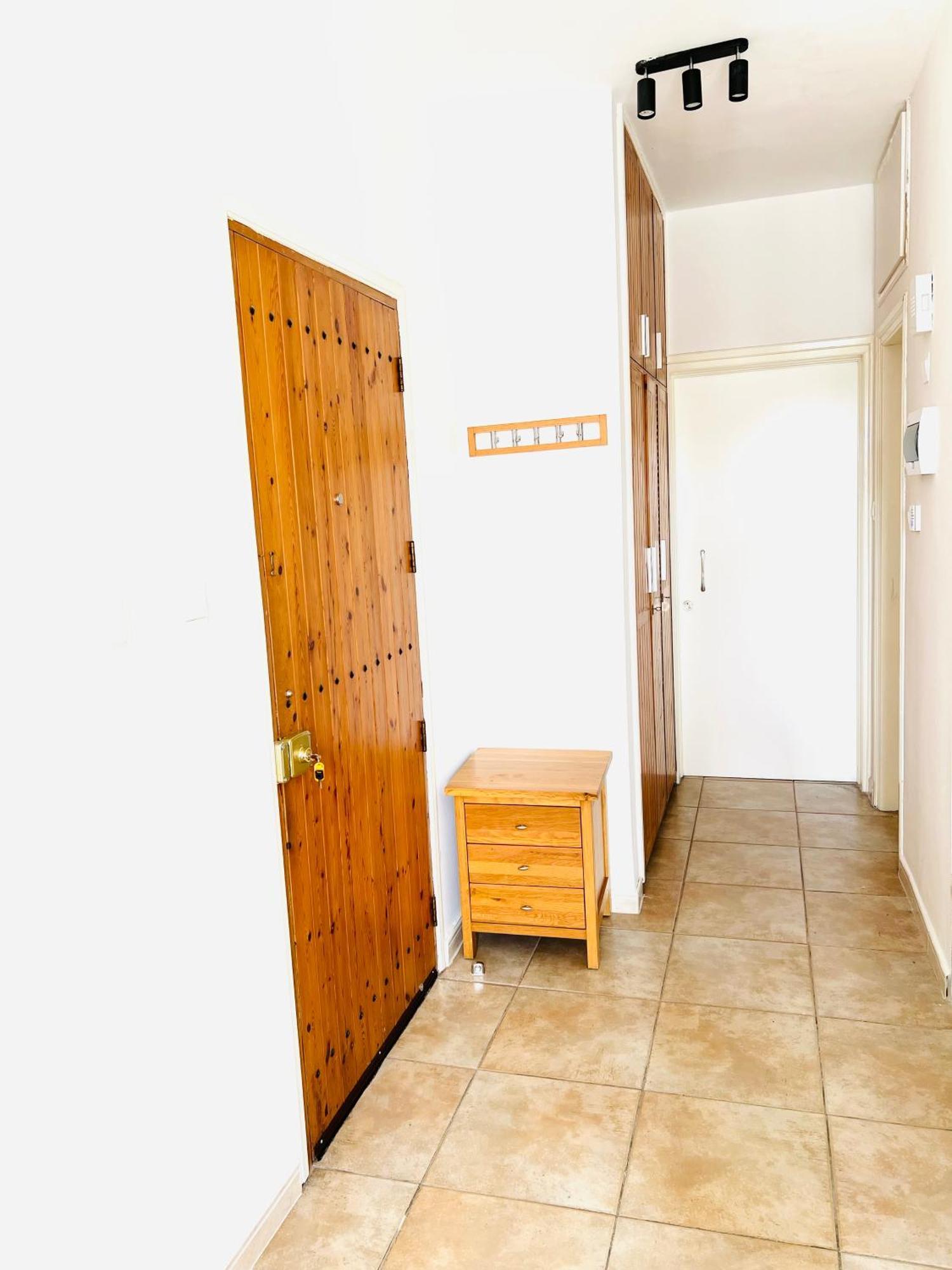 Cosy Sunny One Bedroom Apartment