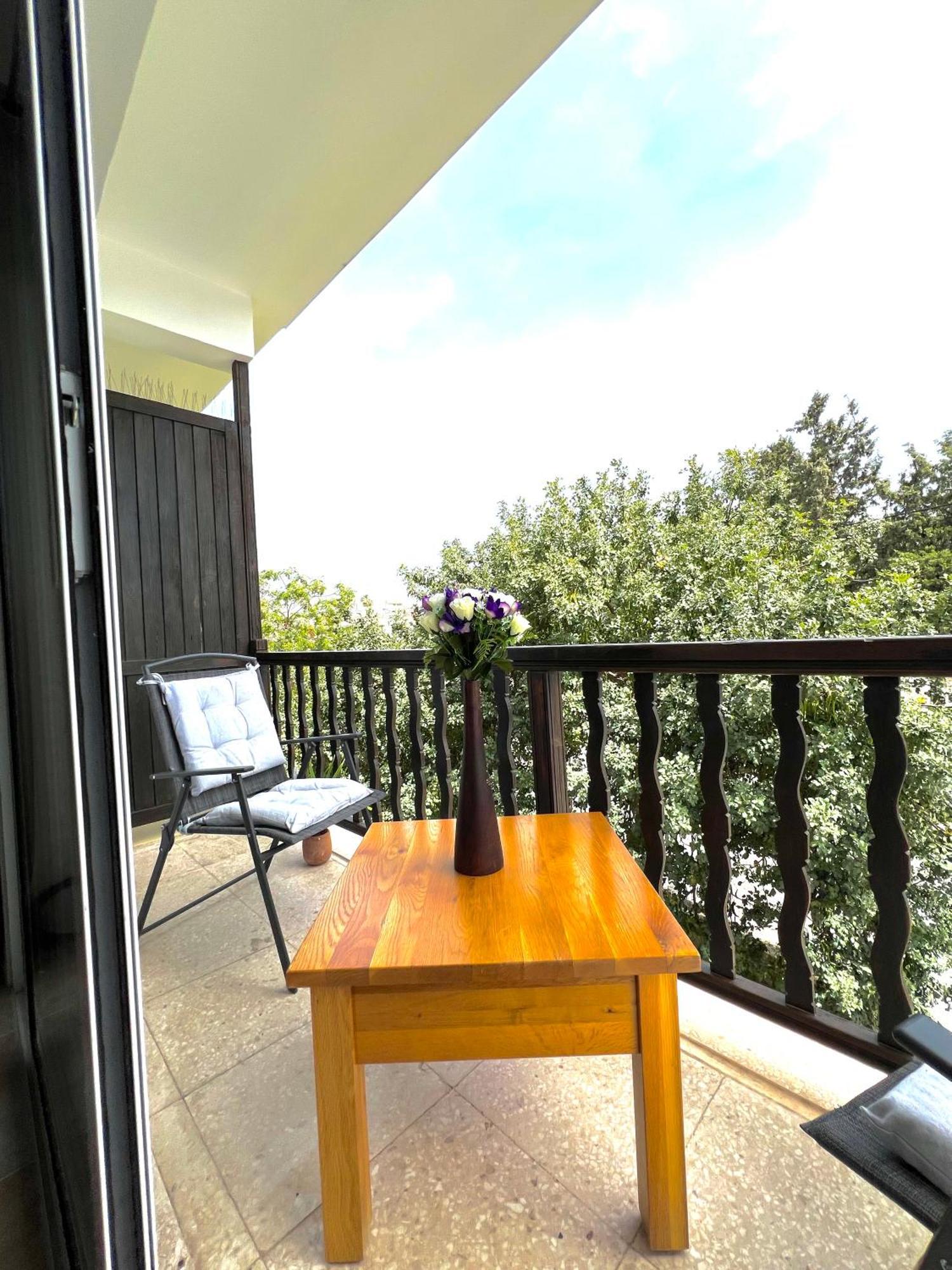 Apartment Cosy Sunny One Bedroom