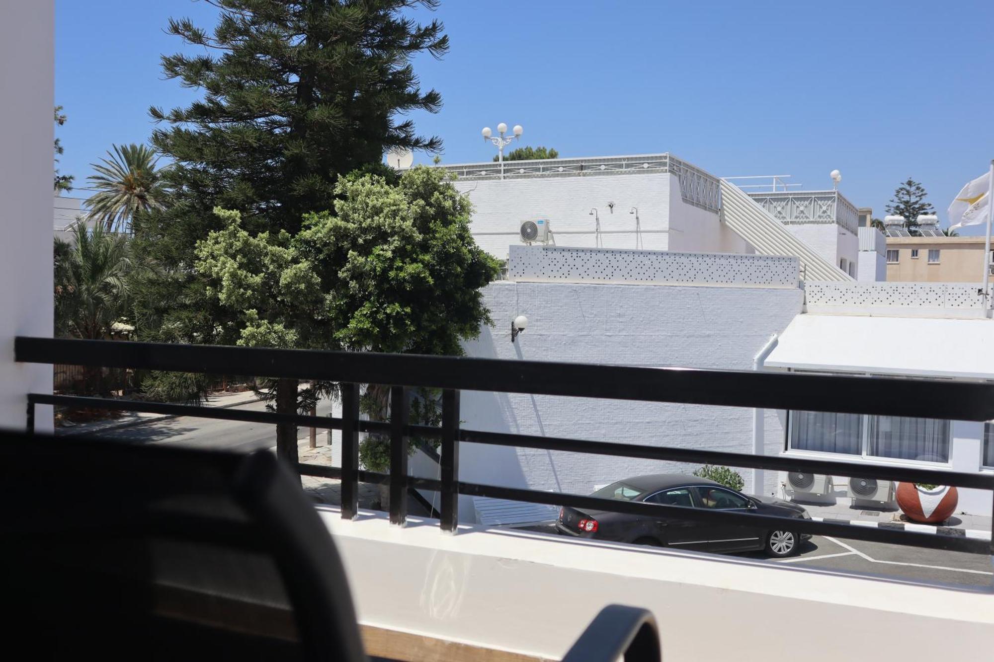 Taheli In Tourist Area Paphos