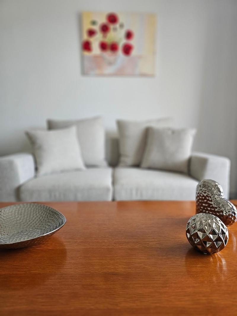 Iris Village Apartment *