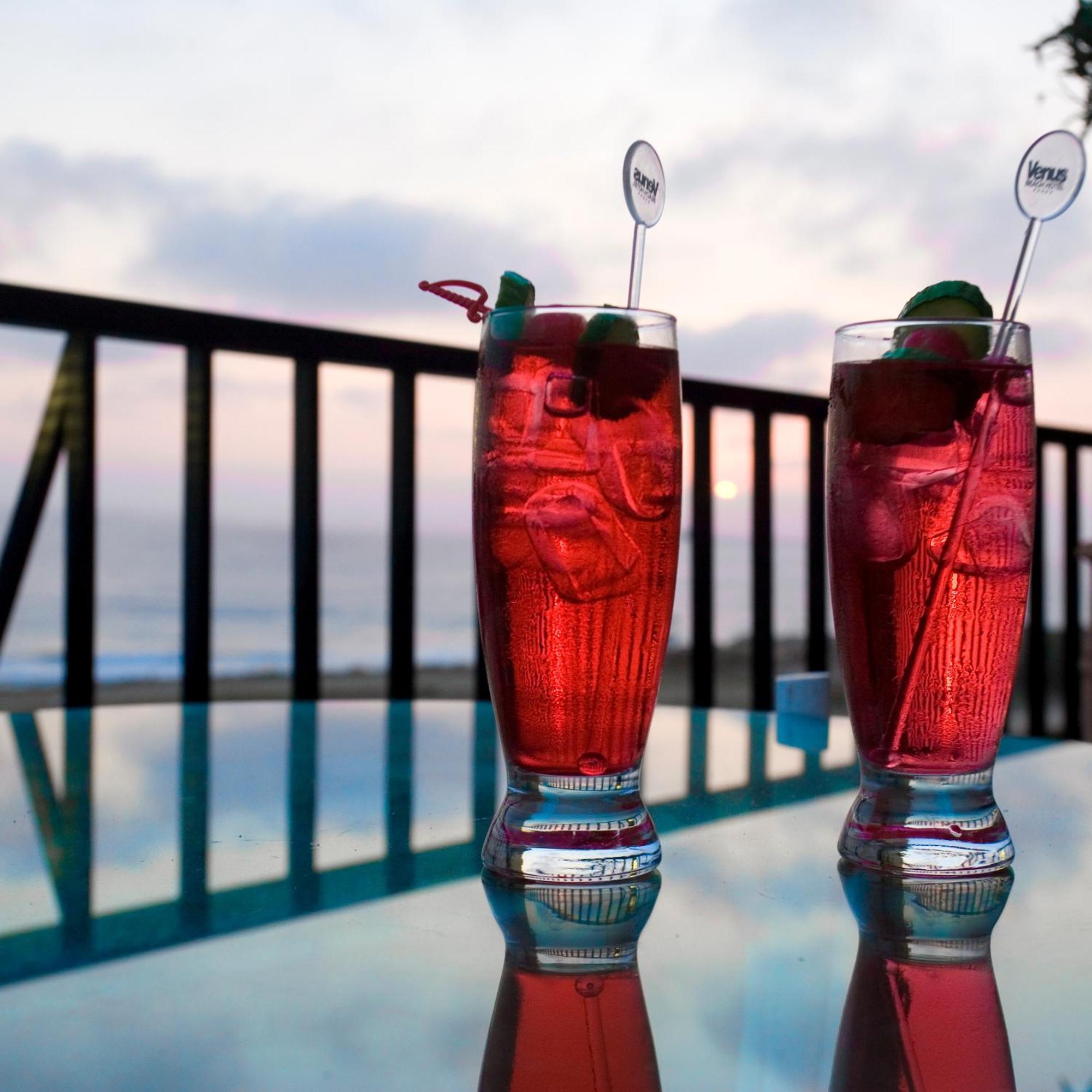 Hotel Venus Beach 5*