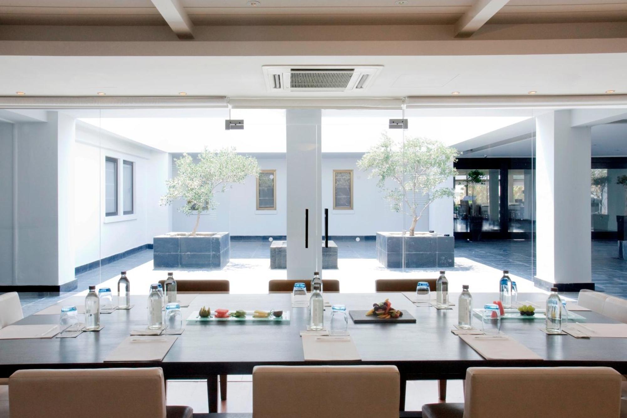 Hotel Almyra