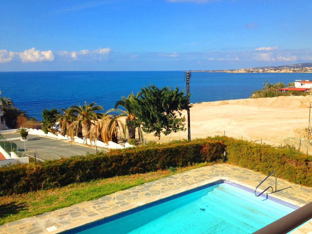 Aura Holiday Villas Pousada
