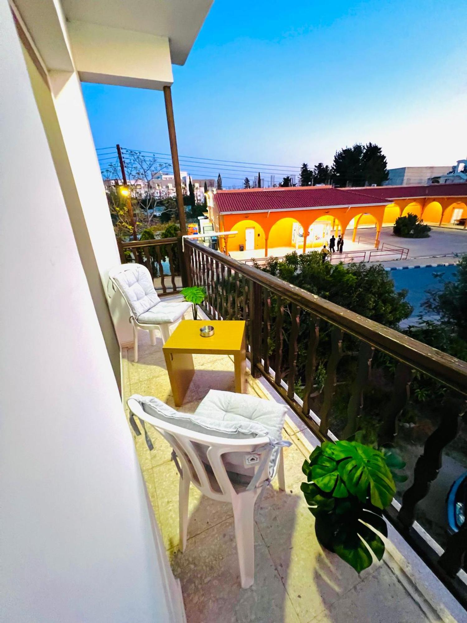 Apartment Cosy Sunny One Bedroom *