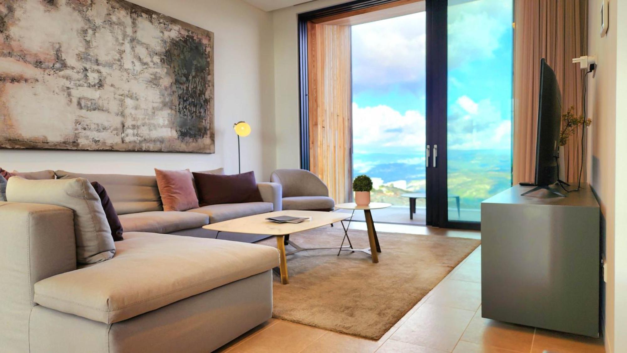 Css Celestial Minthis Luxury Golf House