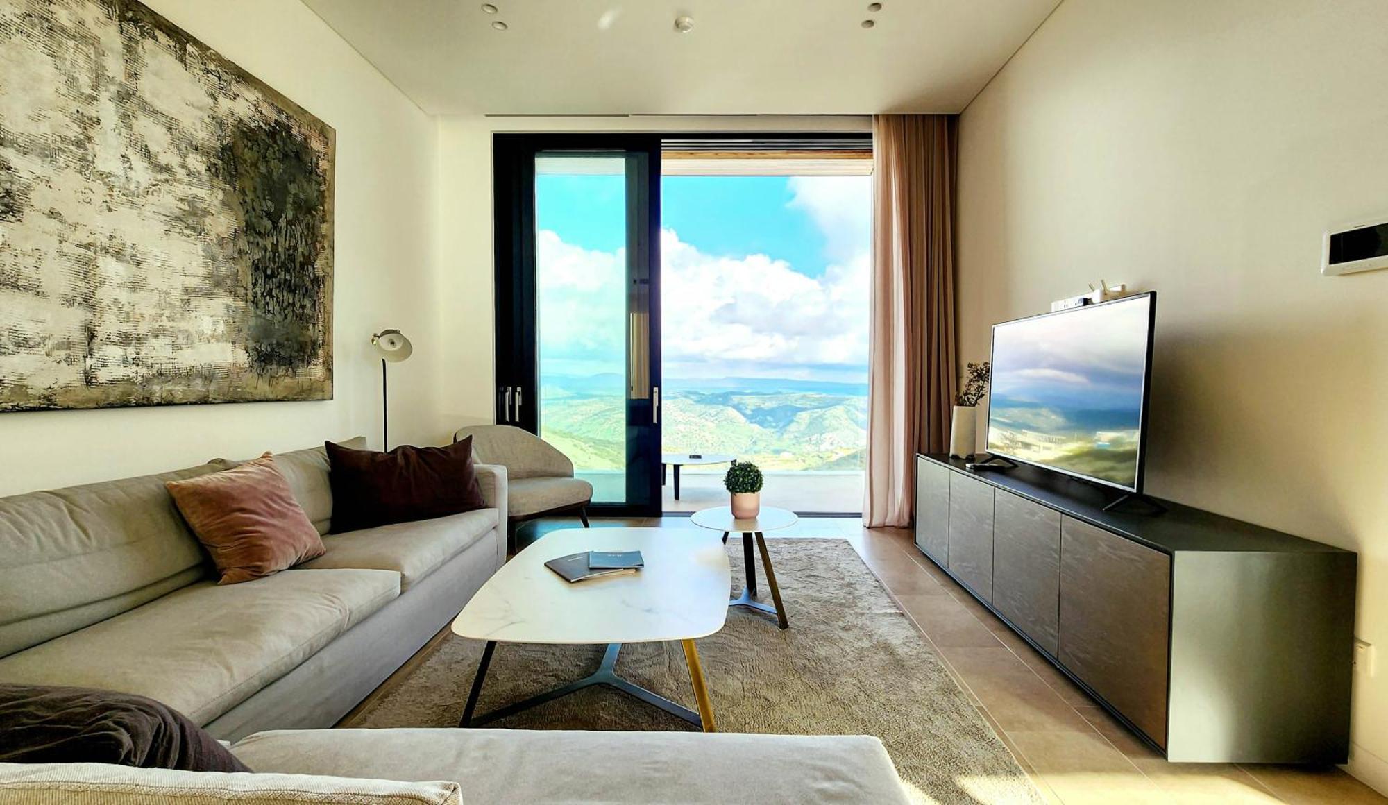 Css Celestial Minthis Luxury Golf House