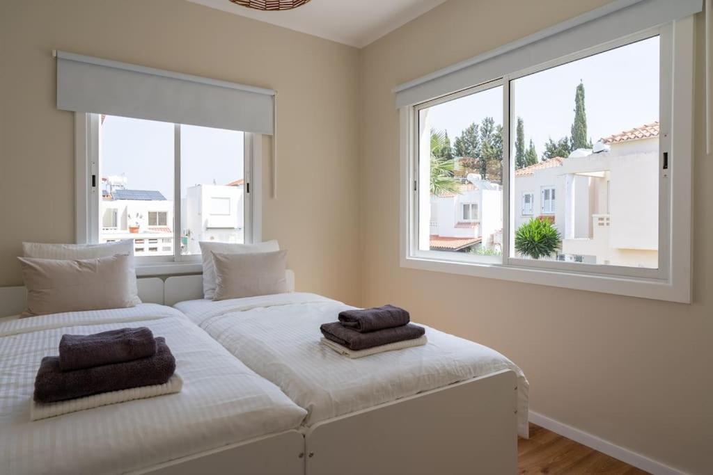 Cozy Nerina At Harbour Ferienhaus Paphos