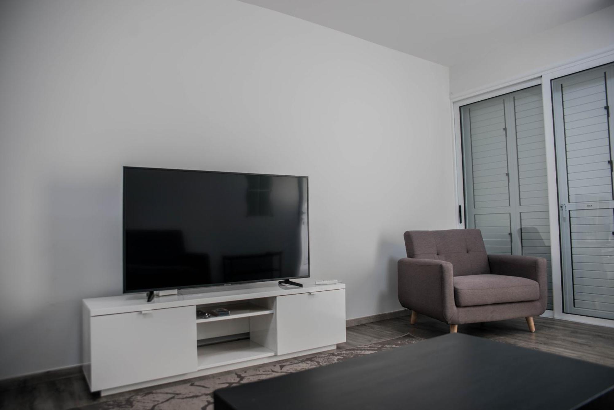Amazing Maisonette Next To Harbour Of Cy Apartamento *