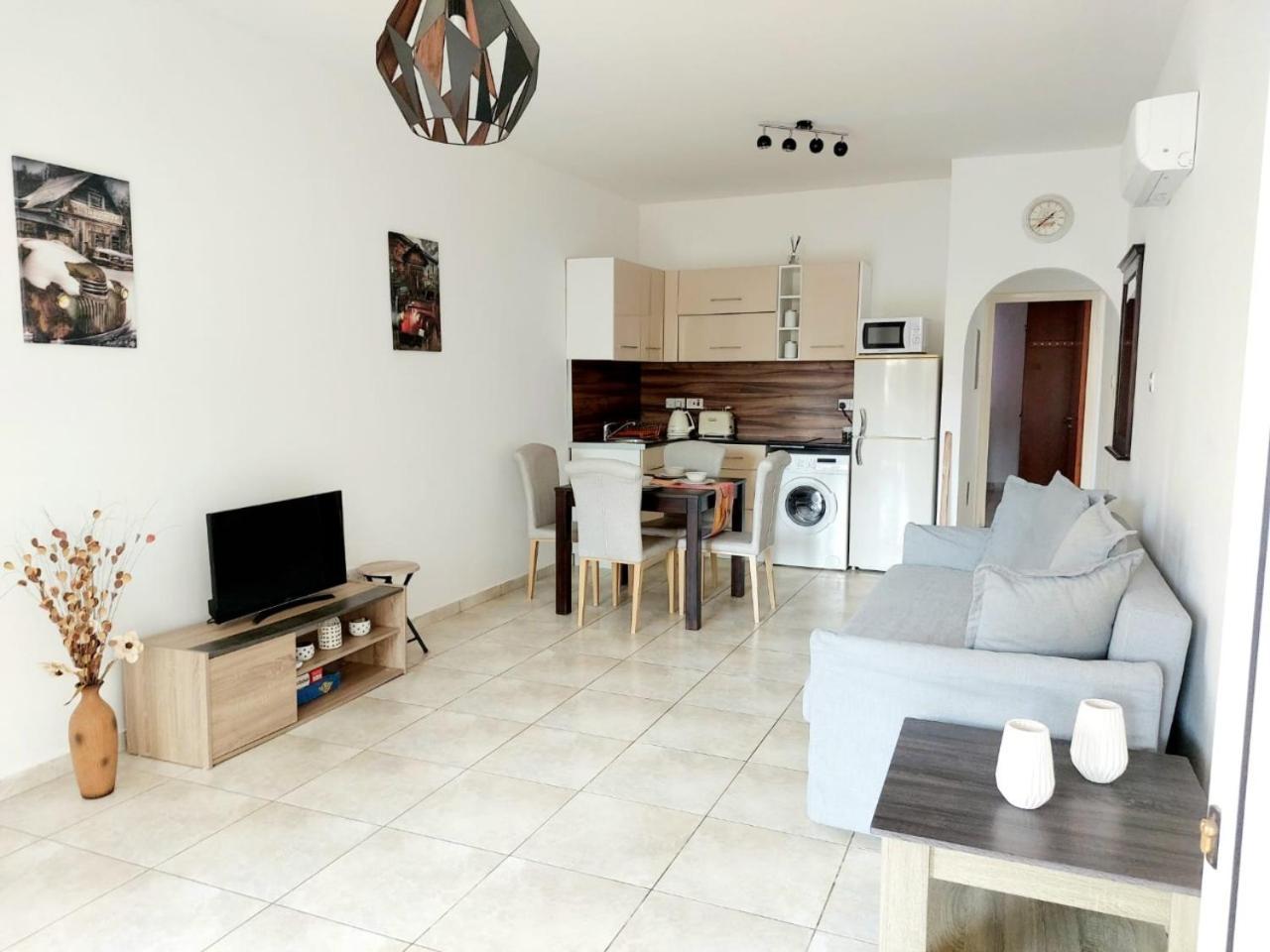 Apartment Joanne's Cosy 1 Bdrm Paphos