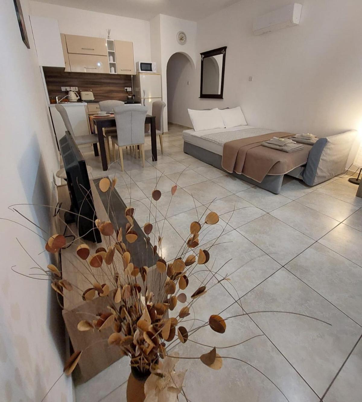 Joanne's Cosy 1 Bdrm *