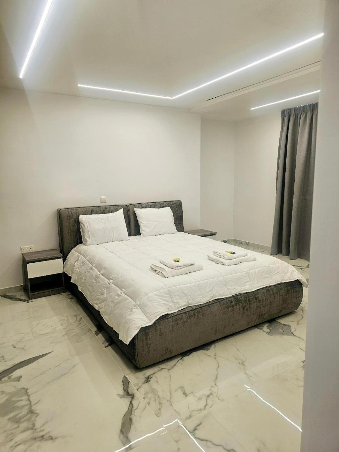 Deluxe Apartment Paphos