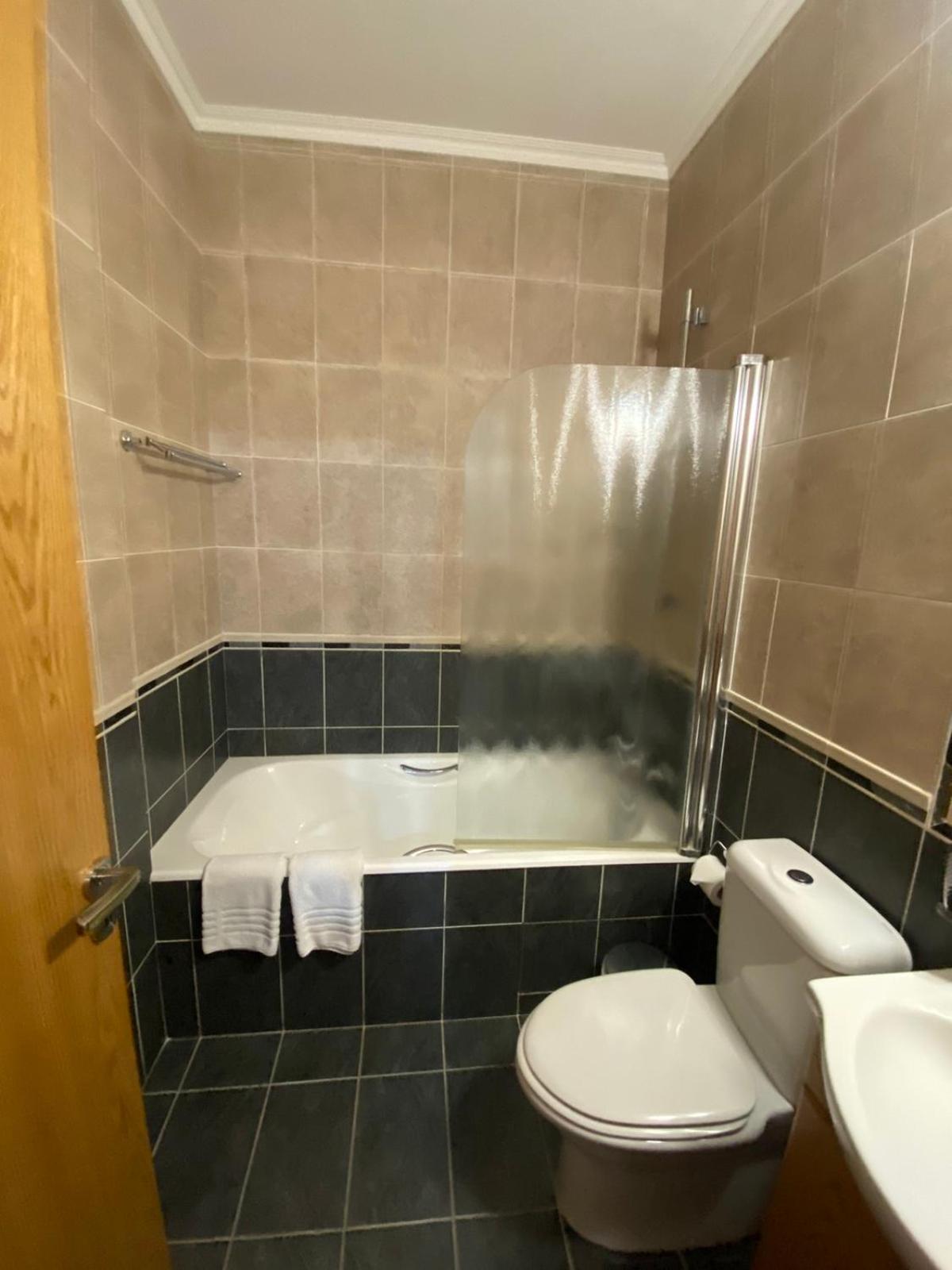 2 Bedroom Apartment, Zygos Centre Block D - By Imh Travel & Tours *