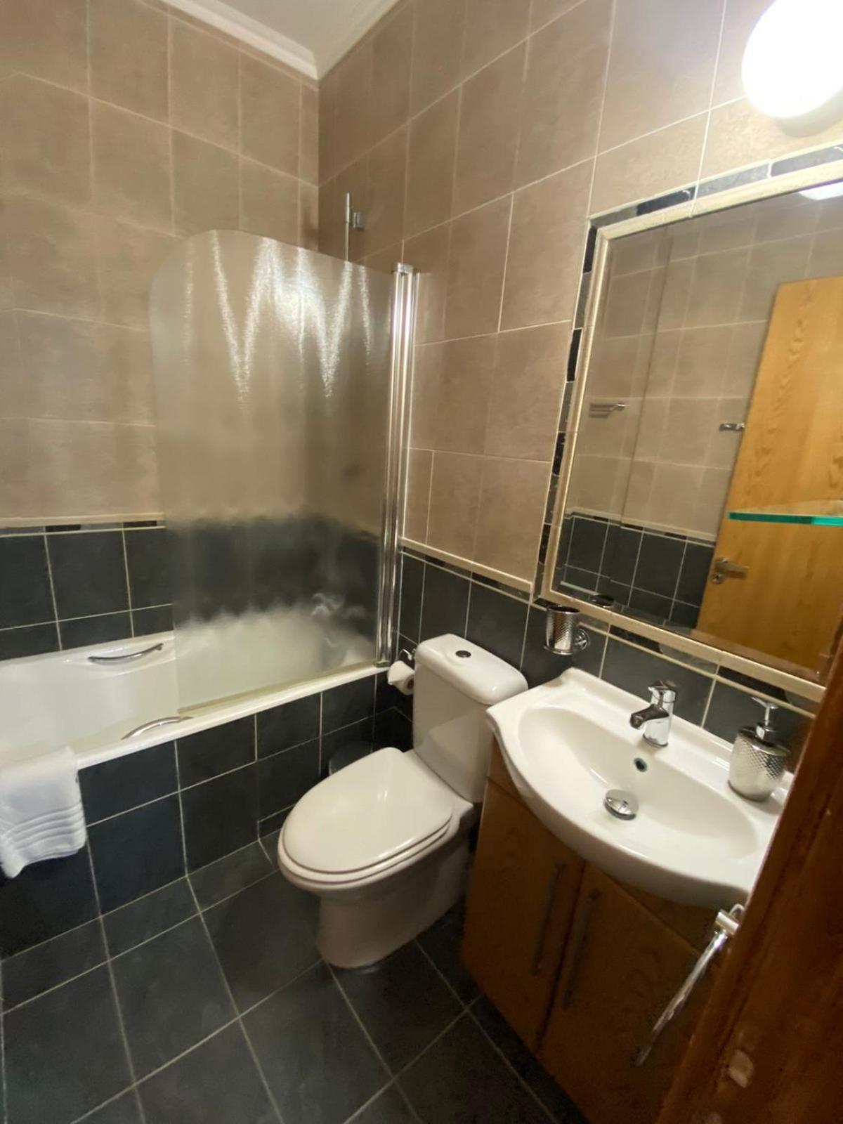 2 Bedroom Apartment, Zygos Centre Block D - By Imh Travel & Tours Apartment