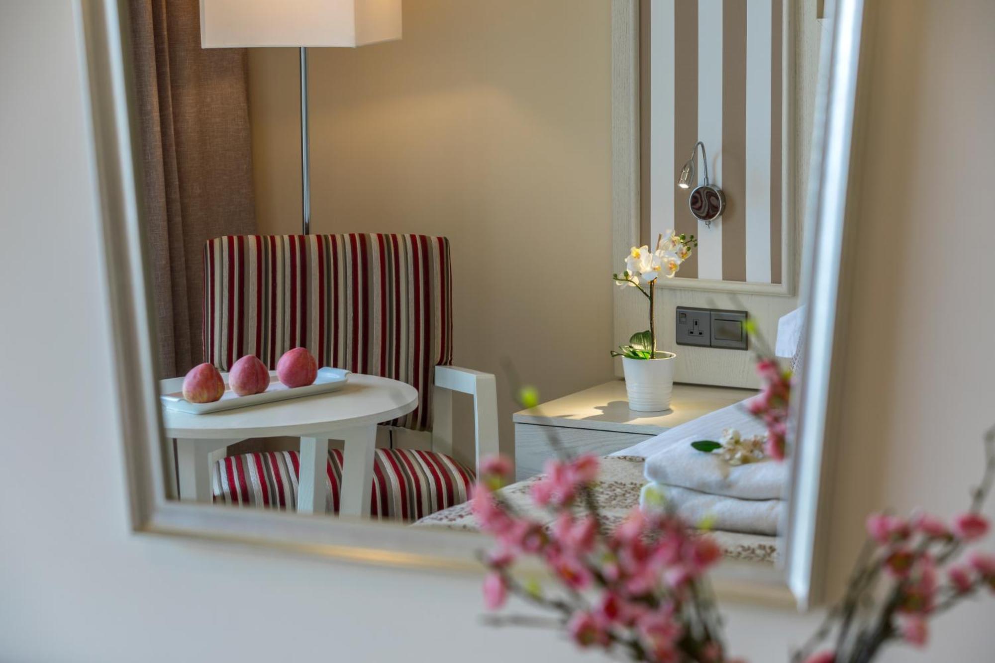 Aquamare & Hotel 4*
