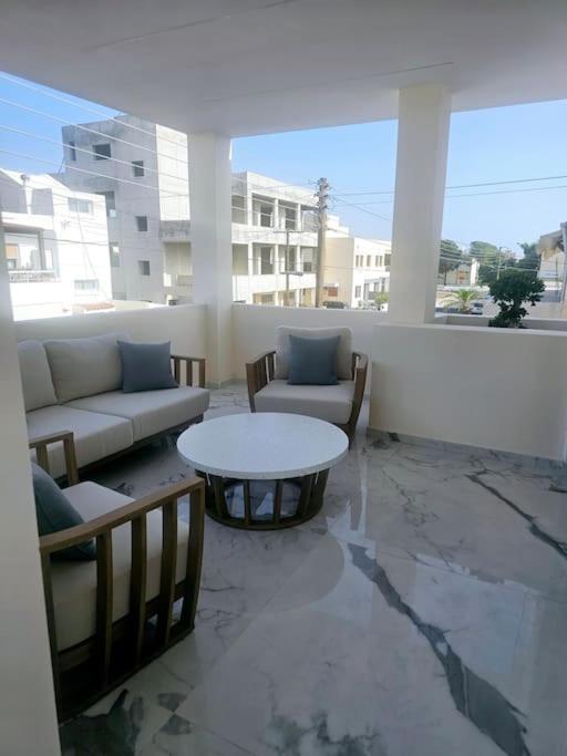 Deluxe Apartment *