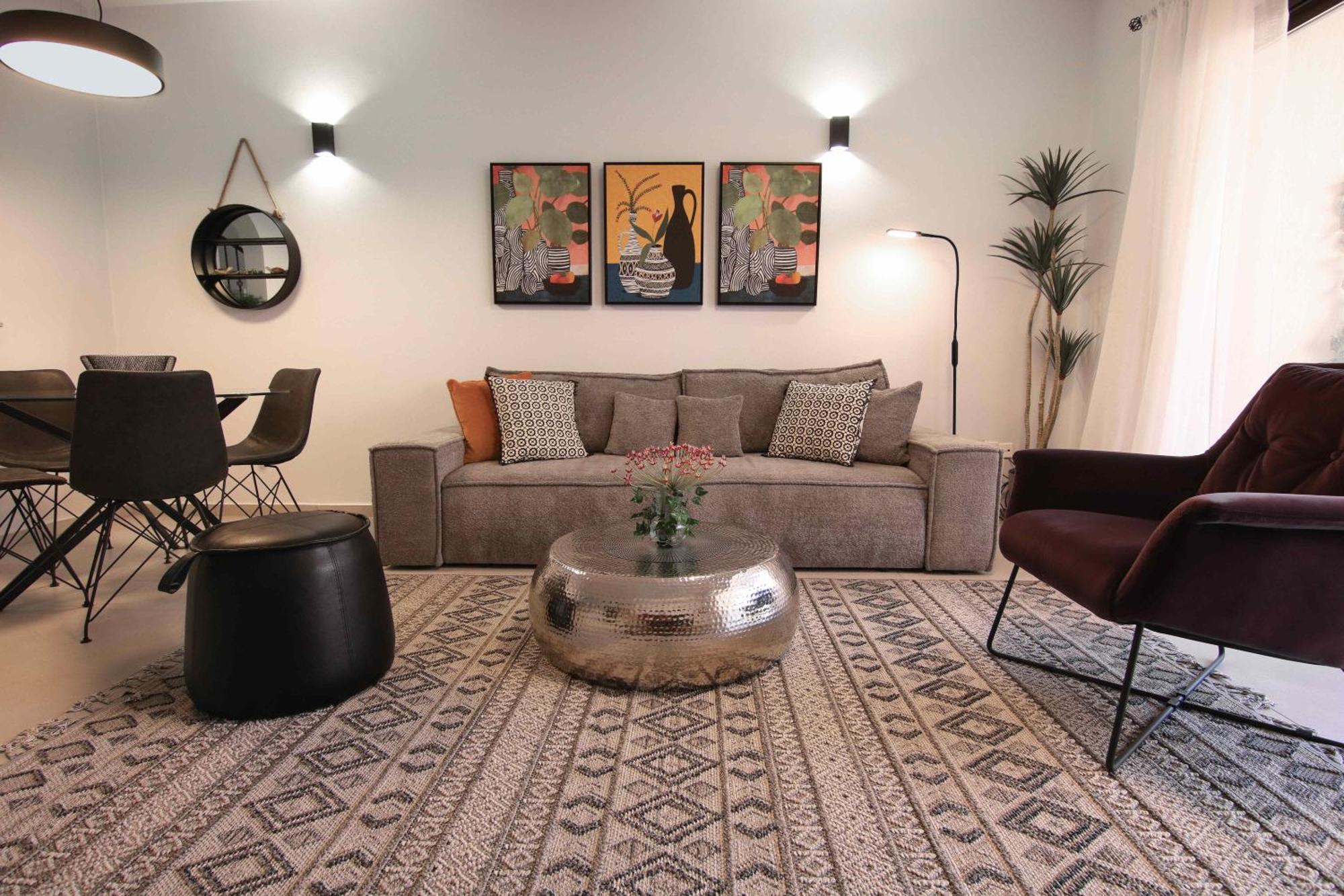 Phaedrus Living Queens Gardens Luxury Arthouse