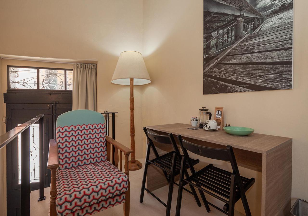 Guest house Casa Mespilea 2*