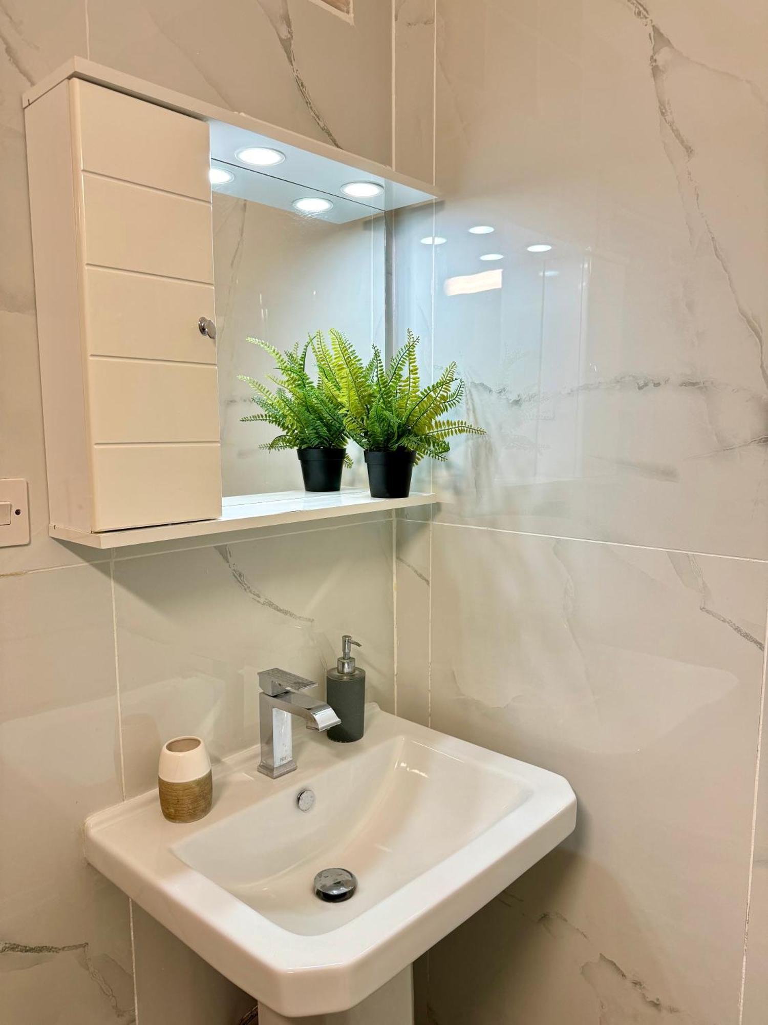 Apartment Dub House Paphos