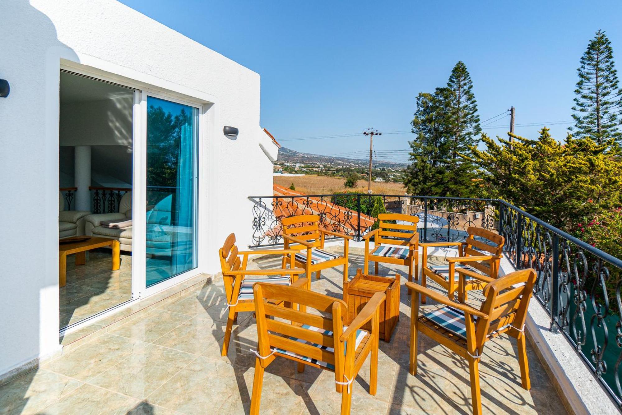 Villa Di Mare By Ezoria Paphos