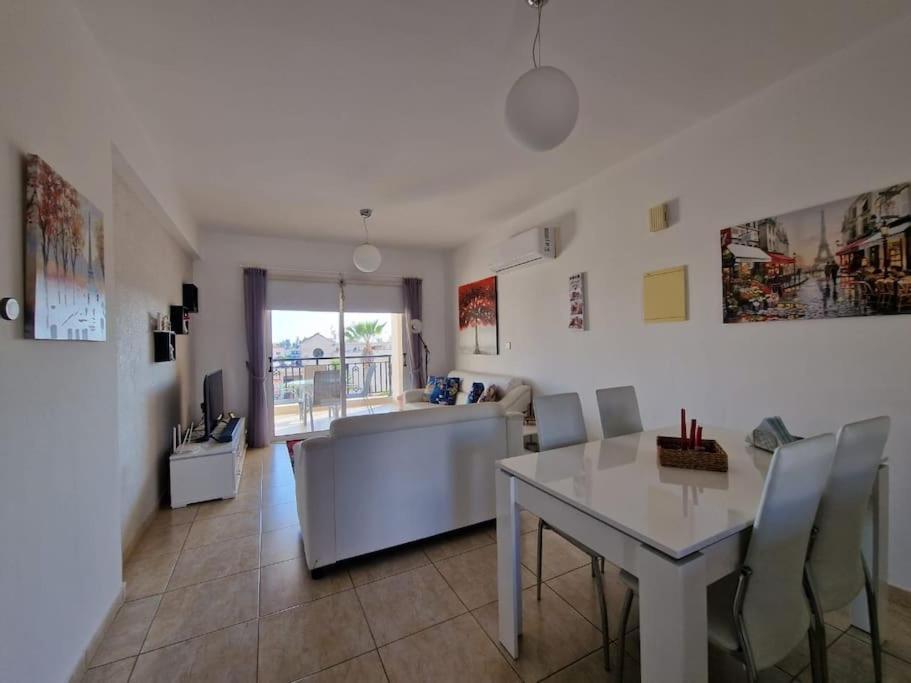 Sun Island, 2 Bedroom Apartment *