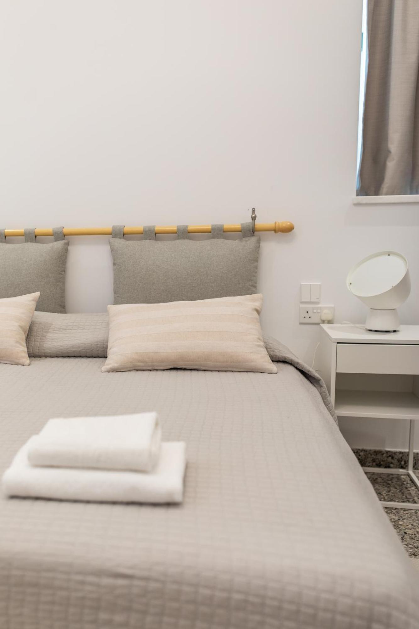 - Unique Staying In Centre Aparthotel 2*