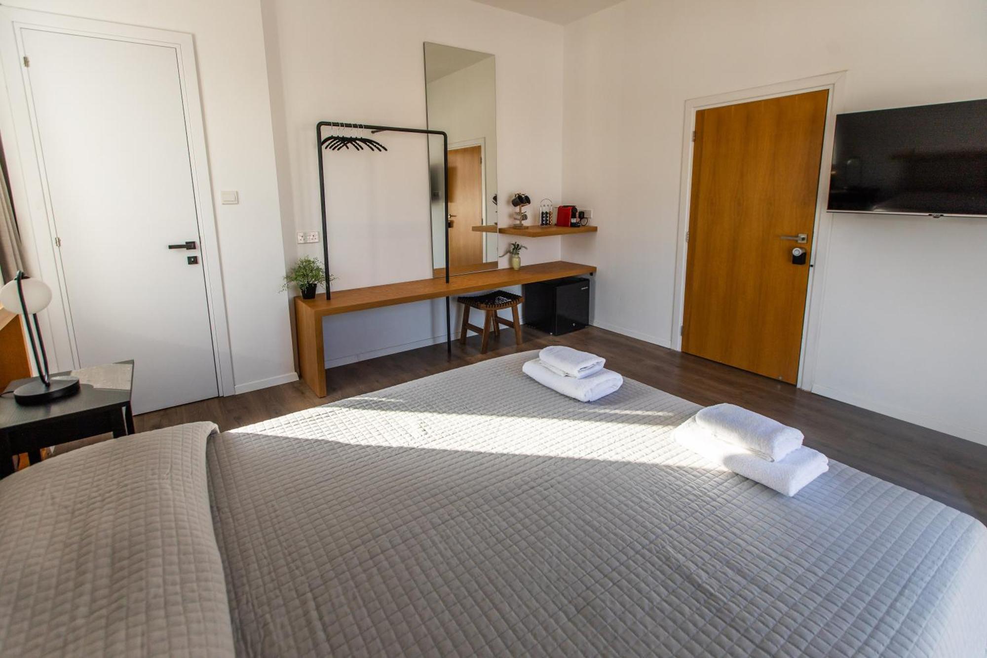 Aparthotel - Unique Staying In Centre Paphos