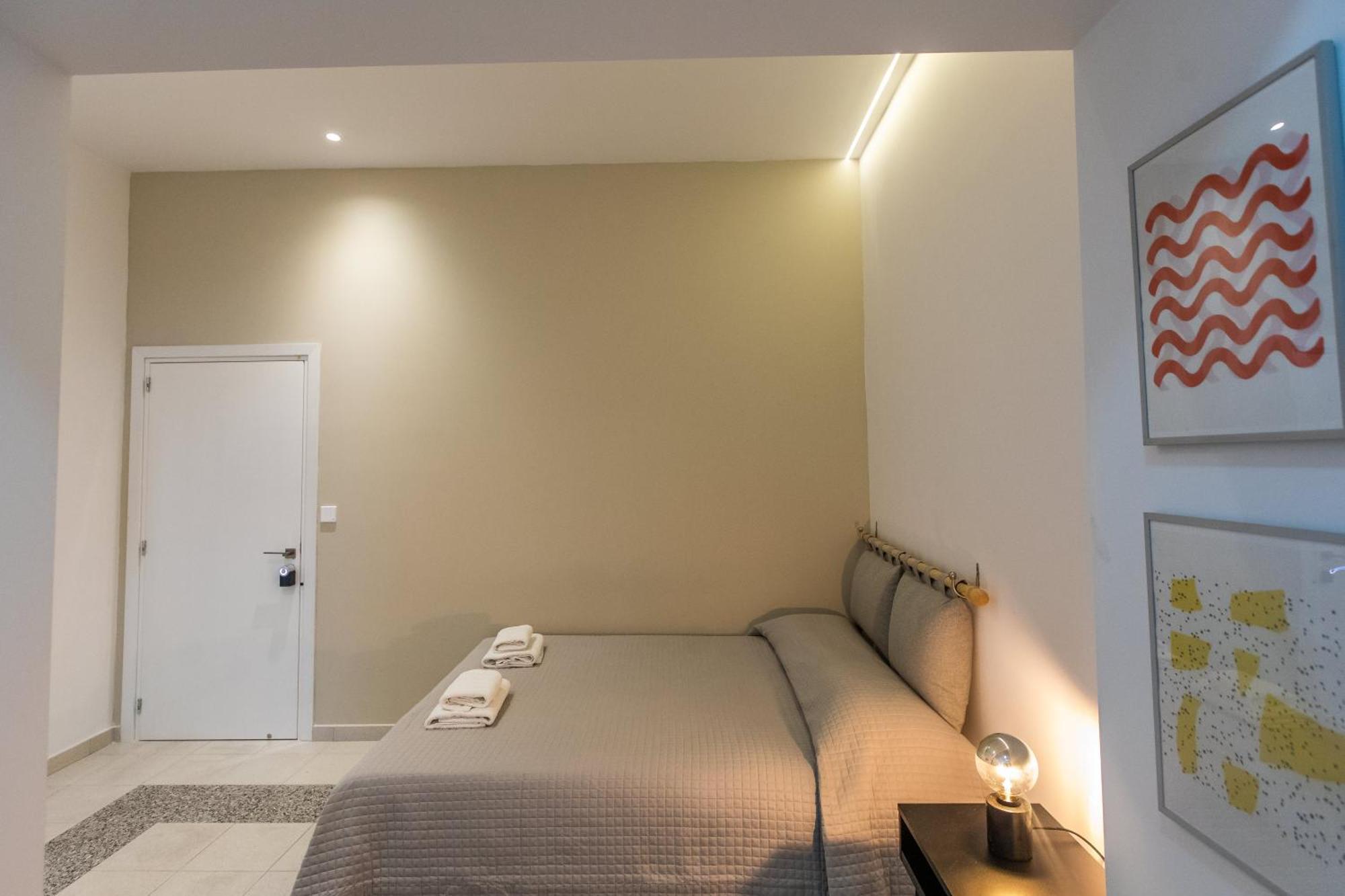- Unique Staying In Centre 2* Paphos