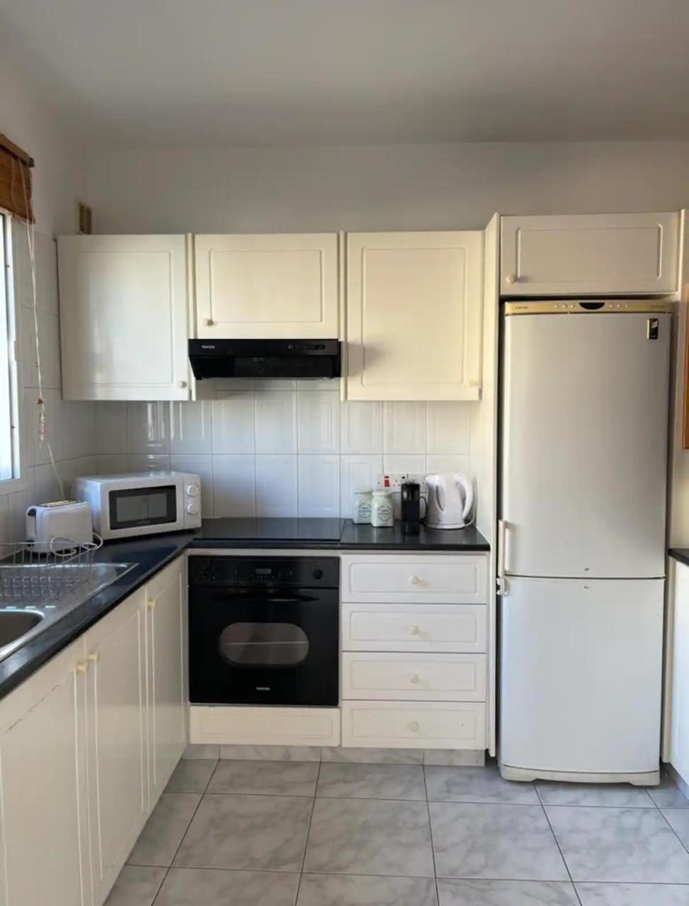 Pafia A Apartment *