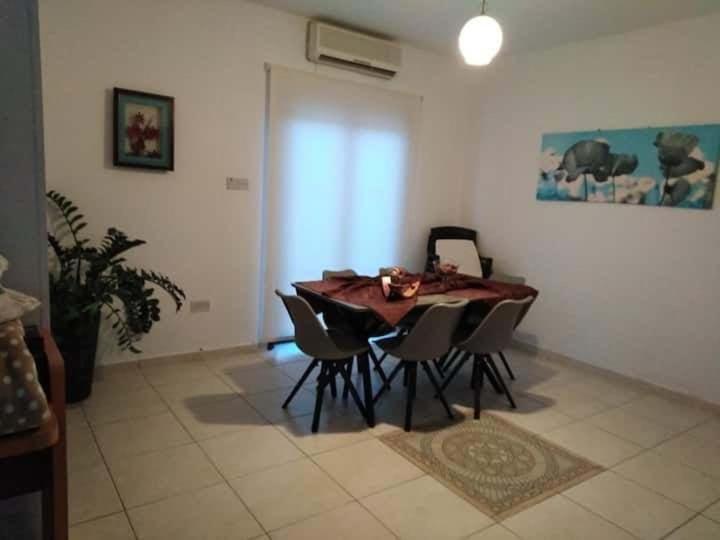 Villa Andros Sol 1.7km From Coral Bay Area