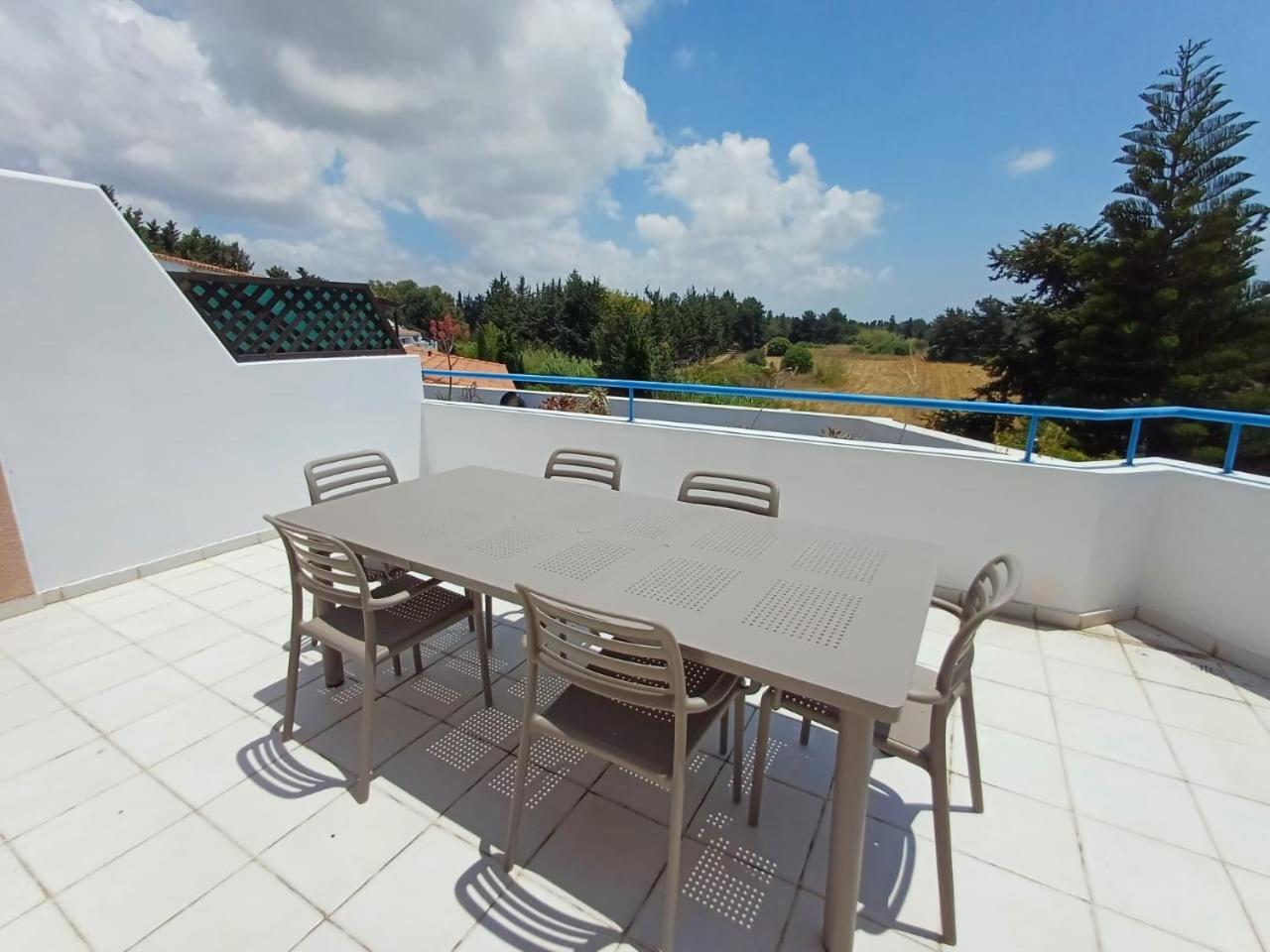 Paradise Gardens - Superb Large 3 Bed 2 Bath * Paphos