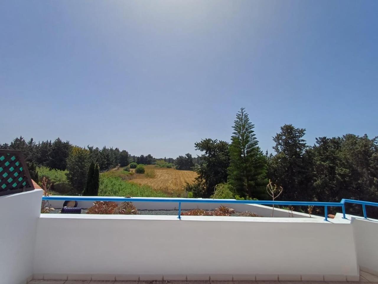 Paradise Gardens - Superb Large 3 Bed 2 Bath *