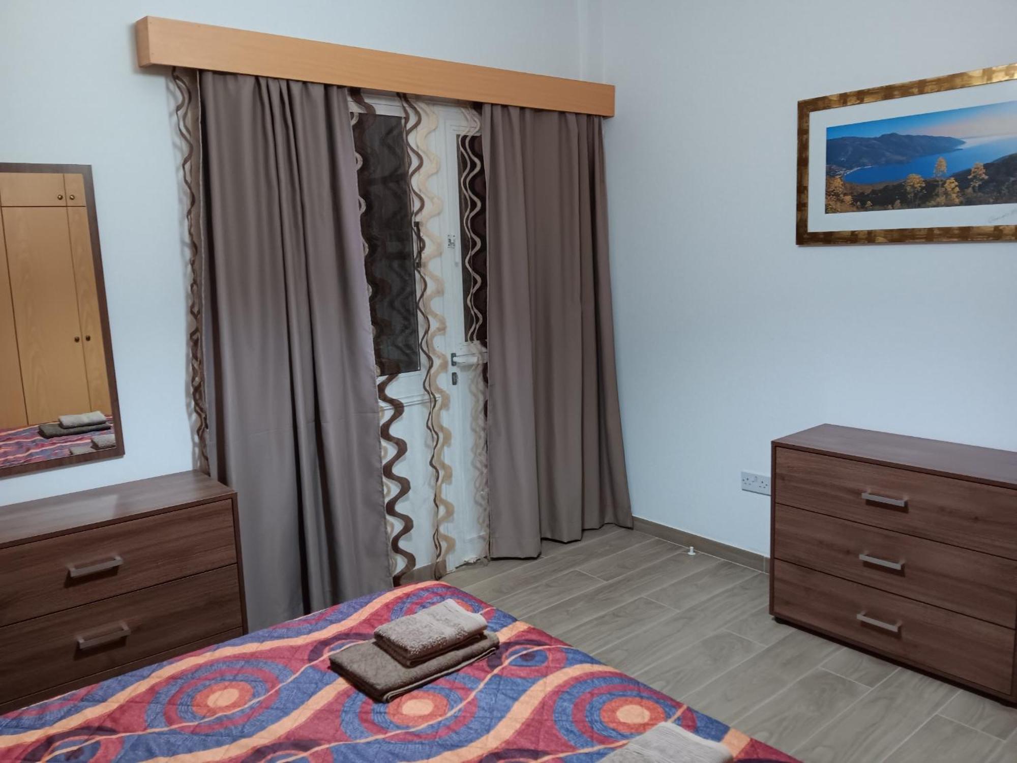Pari Apartment