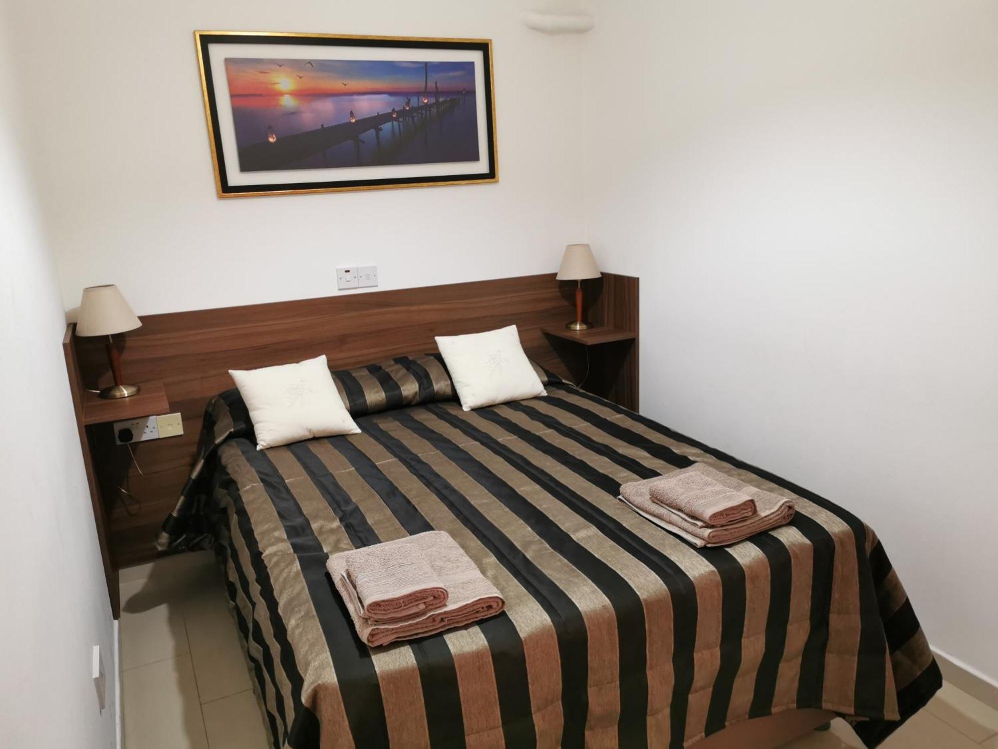 Pari Apartment *
