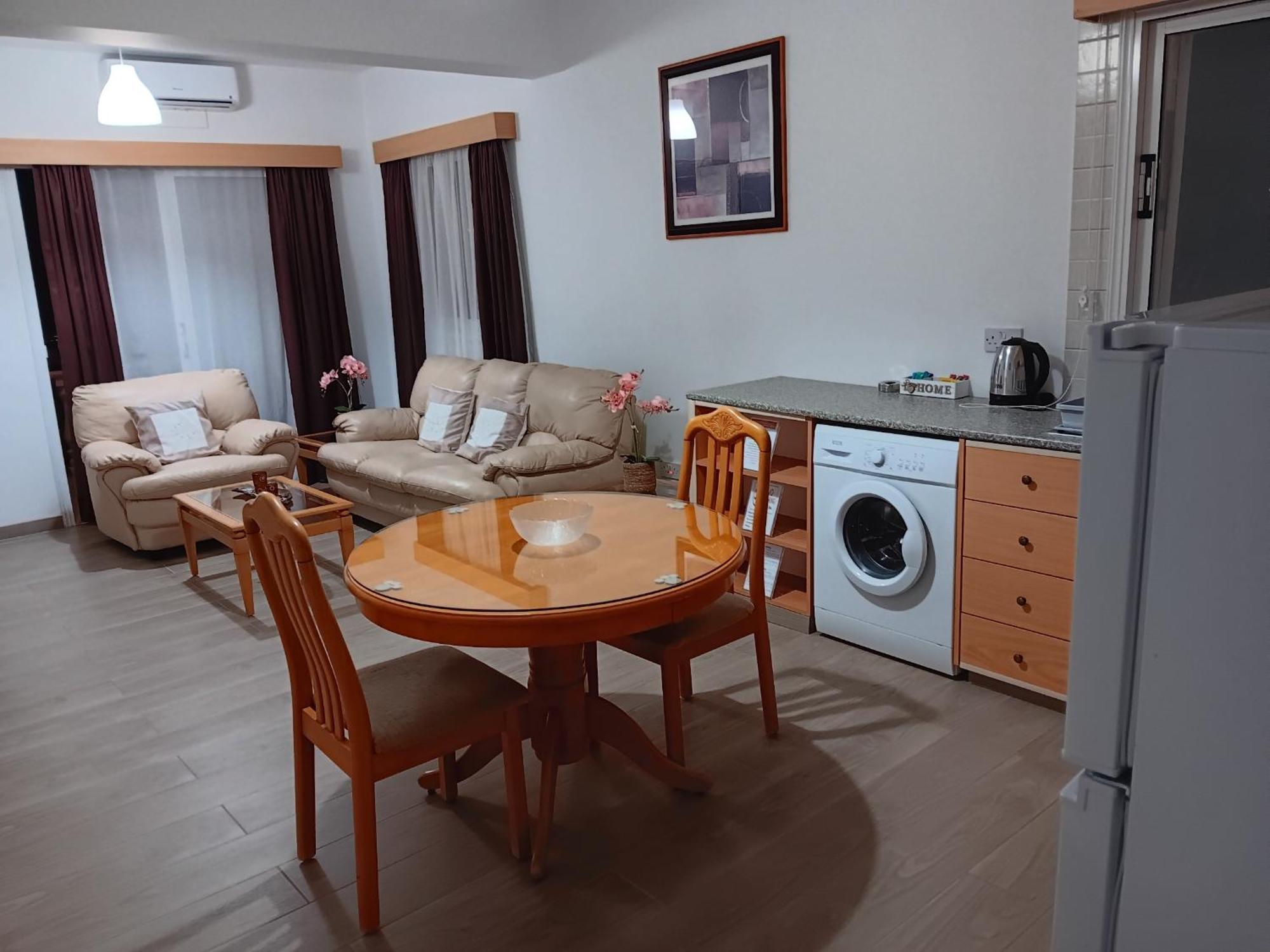 Pari Paphos