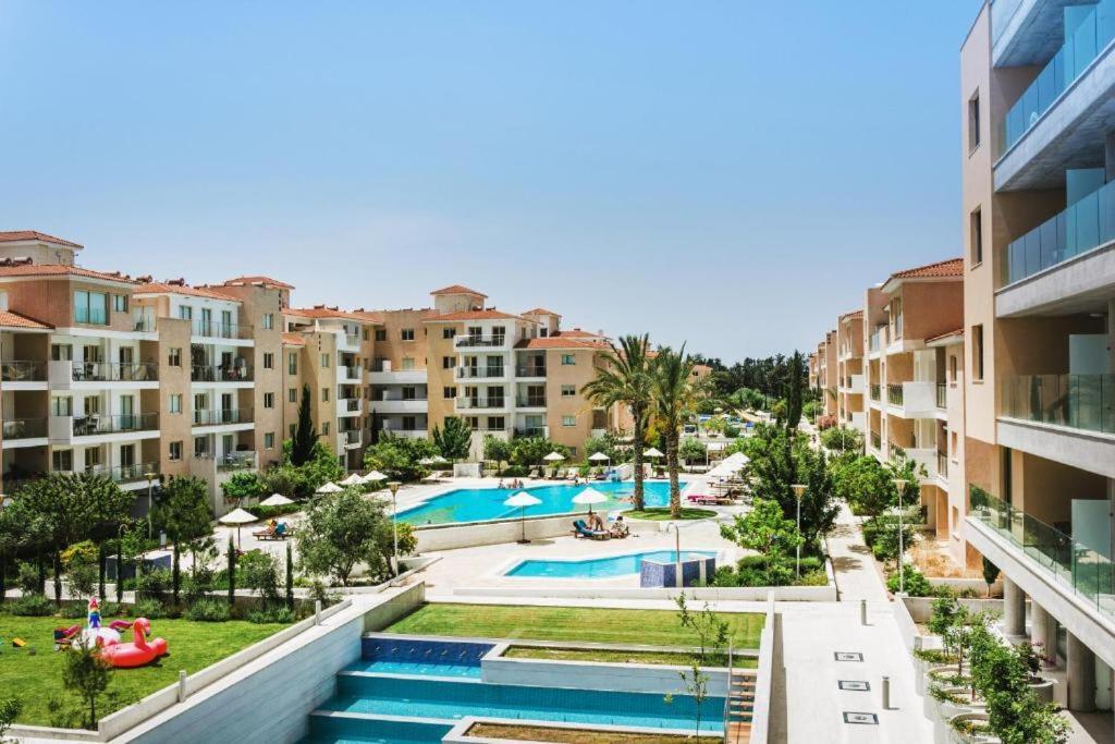 Apartment Elysia Park Paphos