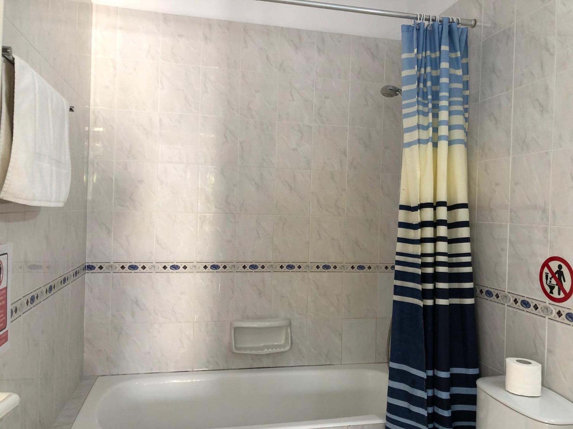 Stylish 1 Bedroom In Limnaria Gardens Apartment Paphos