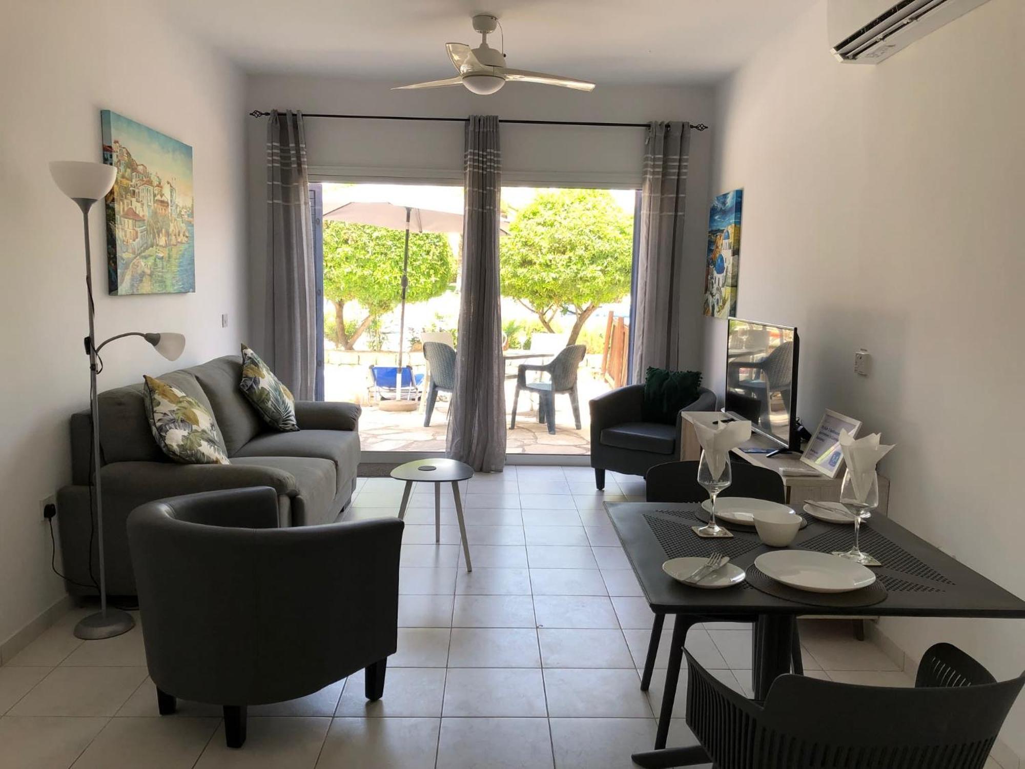 Apartment Stylish 1 Bedroom In Limnaria Gardens Paphos
