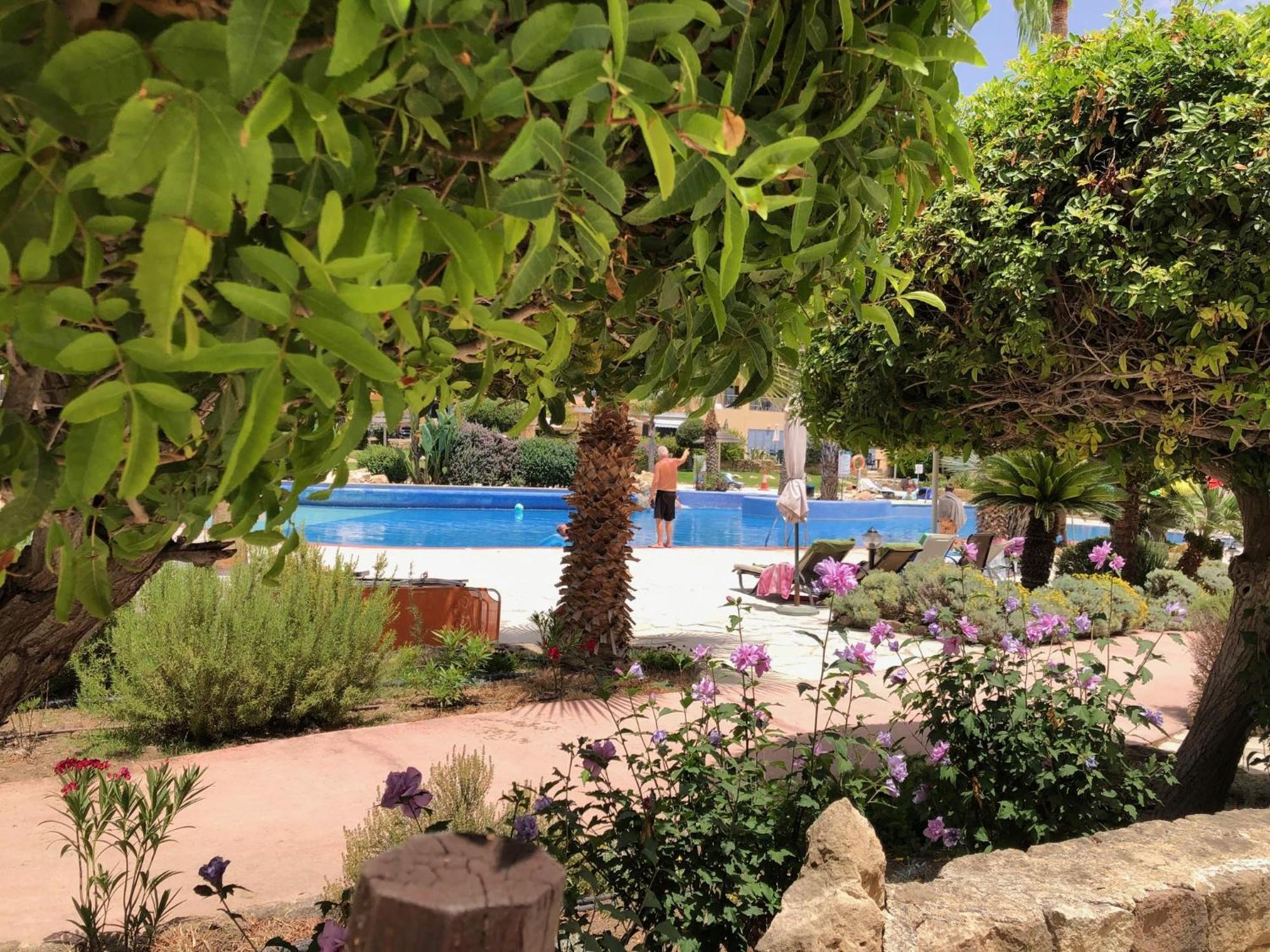 Stylish 1 Bedroom In Limnaria Gardens