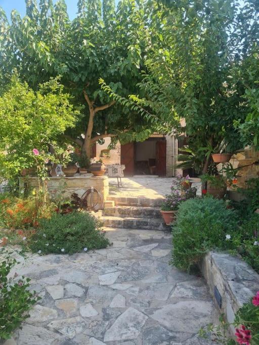 Ivi's House Giolou Holiday home