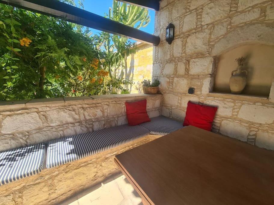 Ivi's House Giolou * Paphos