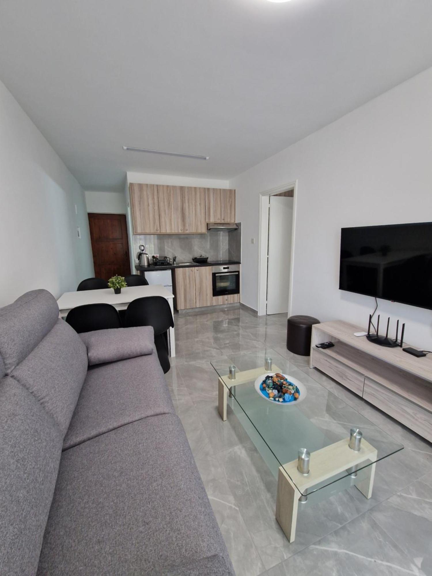 Vrexi - By Imh Travel & Tours Apartment