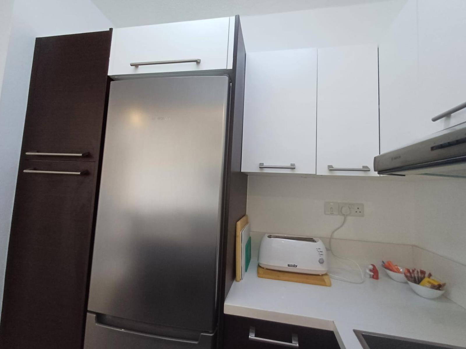 Kings Palace - Elegant 2 Bed Sea Facing Apartment *