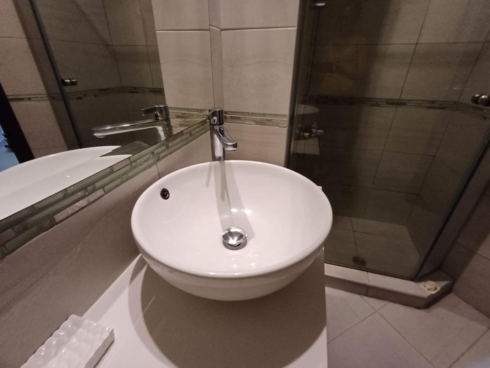 Kings Palace - Elegant 2 Bed Sea Facing * Paphos
