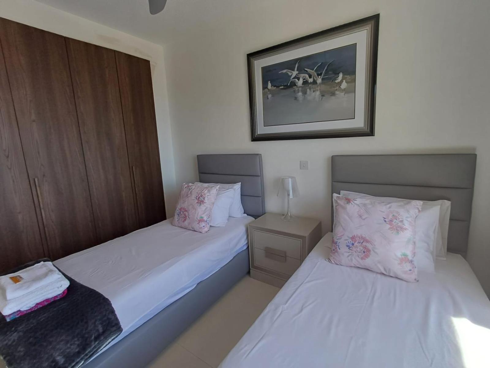Kings Palace - Elegant 2 Bed Sea Facing Apartment Paphos