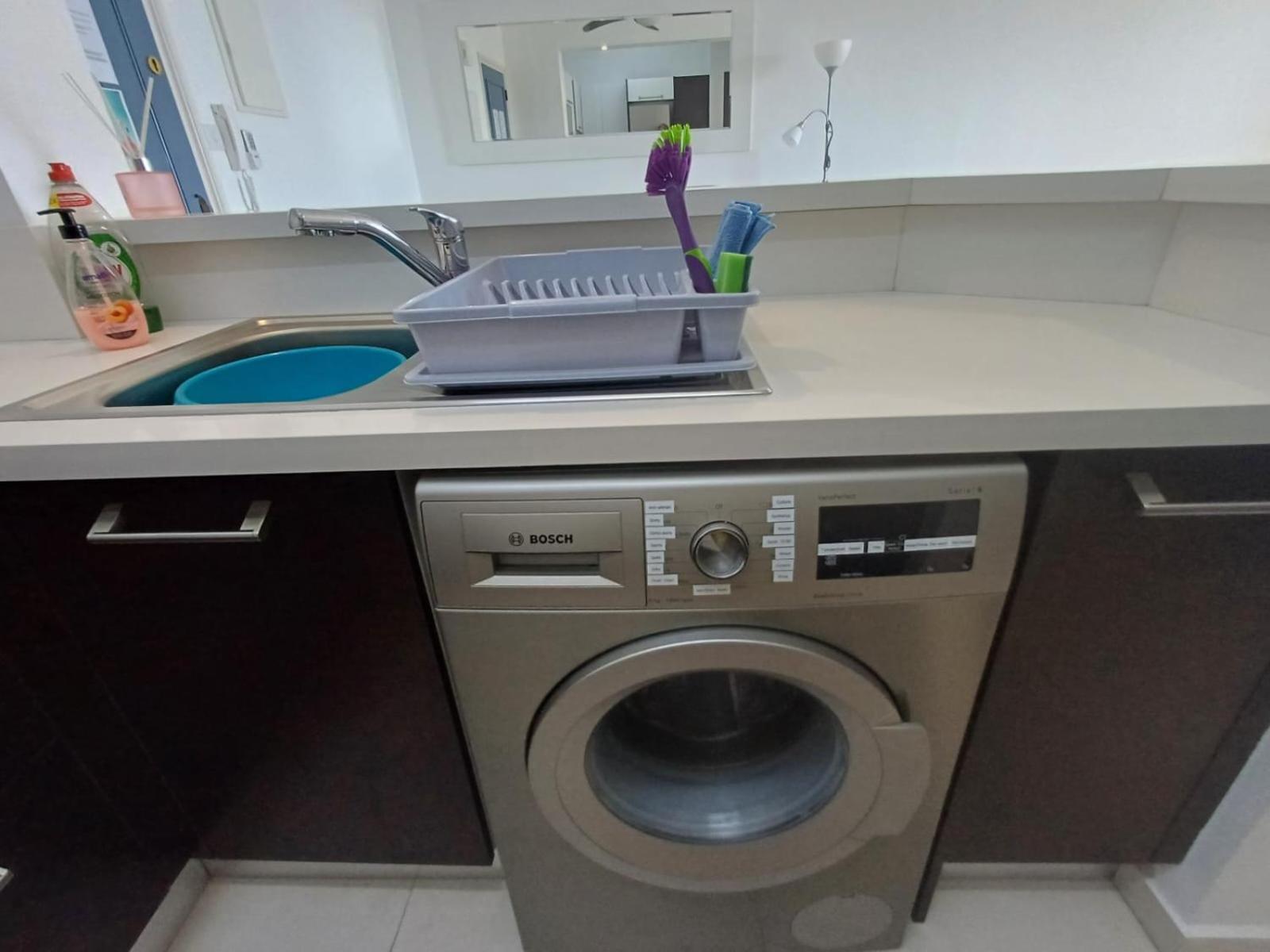 Kings Palace - Elegant 2 Bed Sea Facing Apartment *