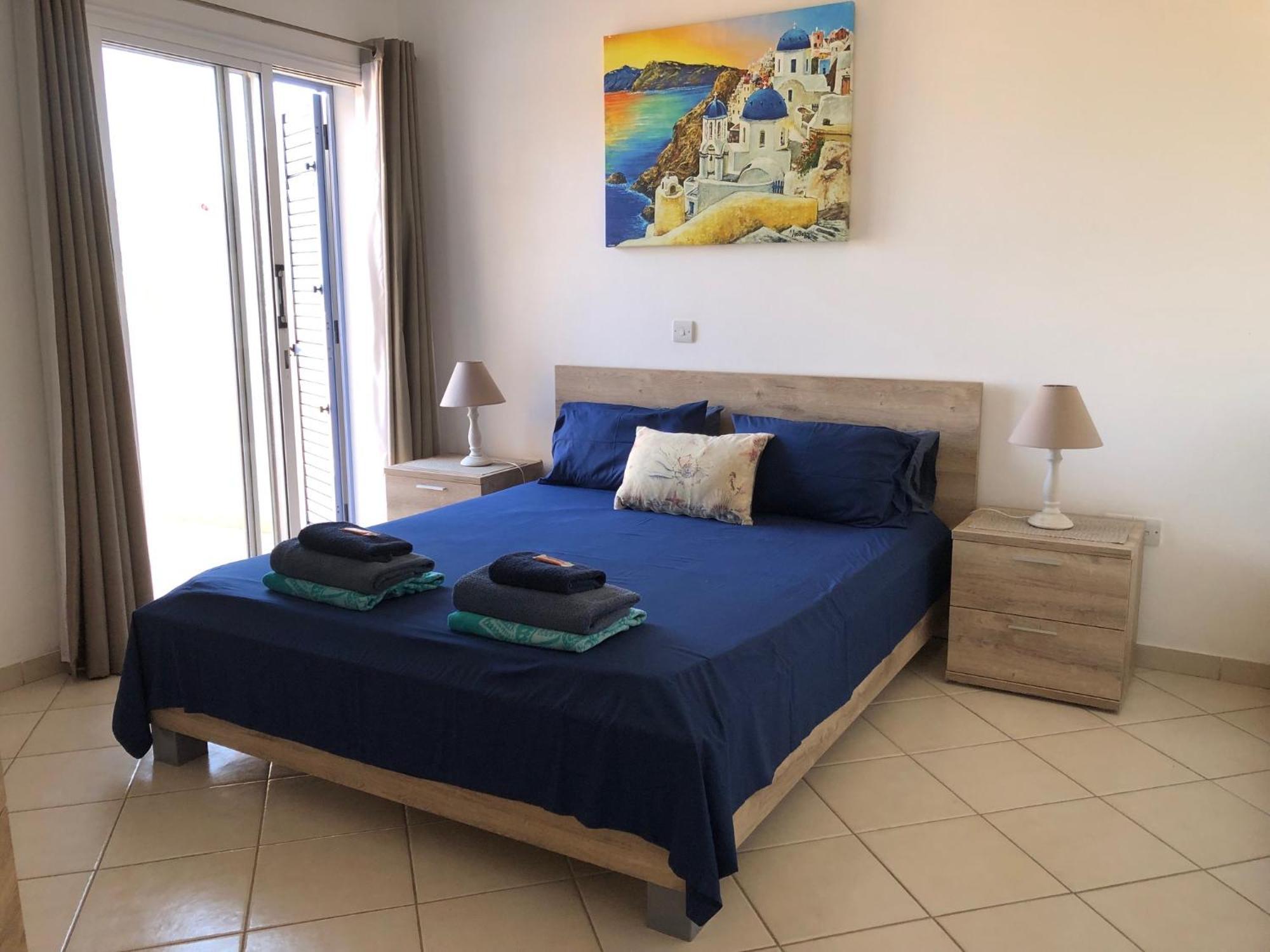 Apartment Kings Palace - Stylish 2 Bed With Sea Views Paphos