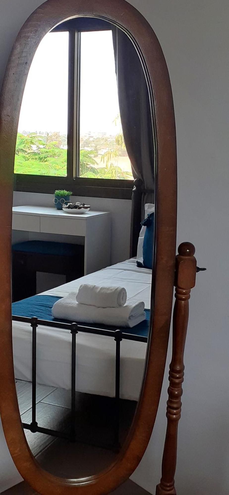 Queens Gardens Bliss Holiday home *