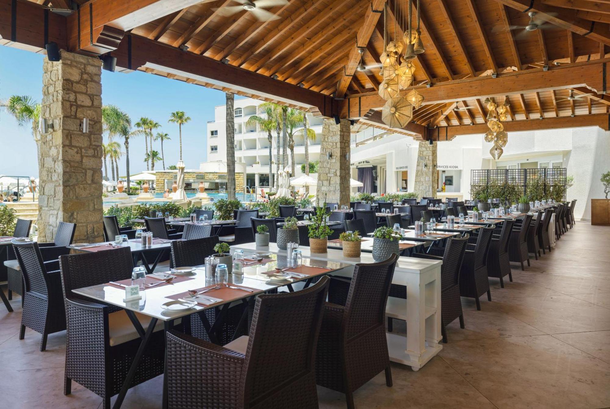 Alexander The Great Beach Hotel Paphos