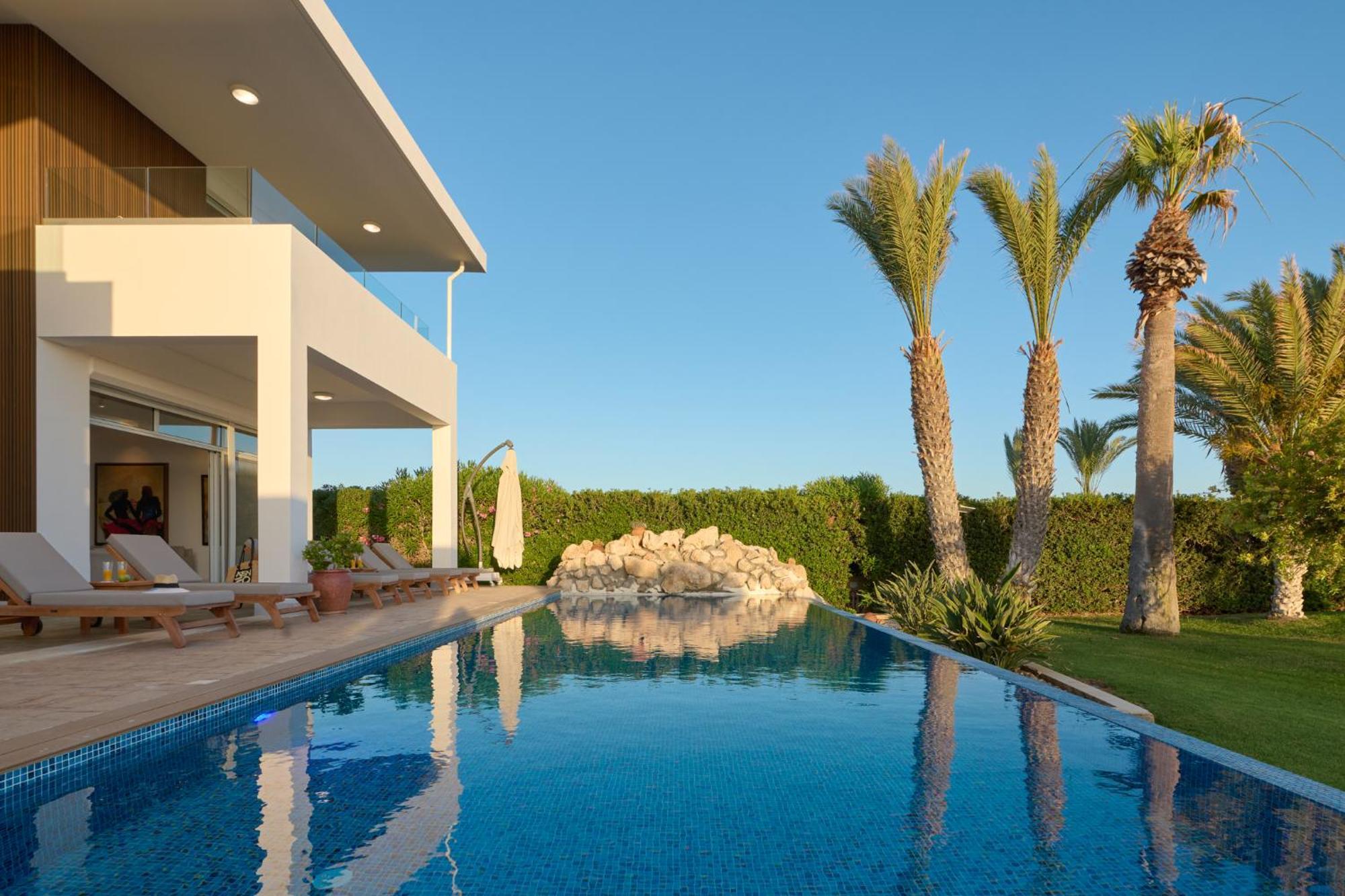 Villa Seafront Kyma By Ezoria Paphos