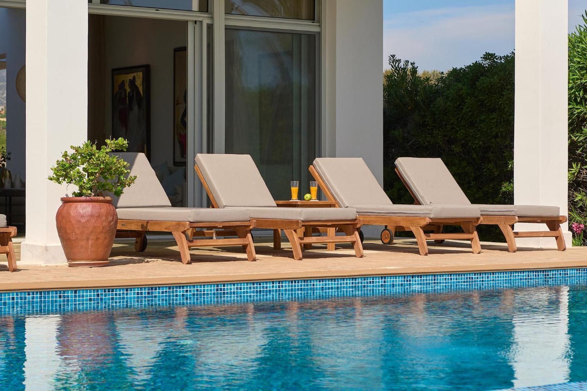Villa Seafront Kyma By Ezoria *